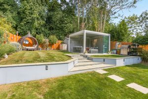 Photo 32- click for photo gallery